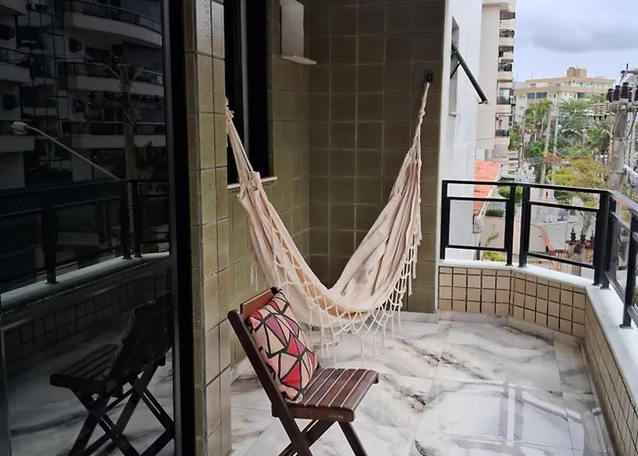 Apto Com Varanda Na Praia