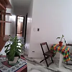 Apto Com Varanda Na Praia